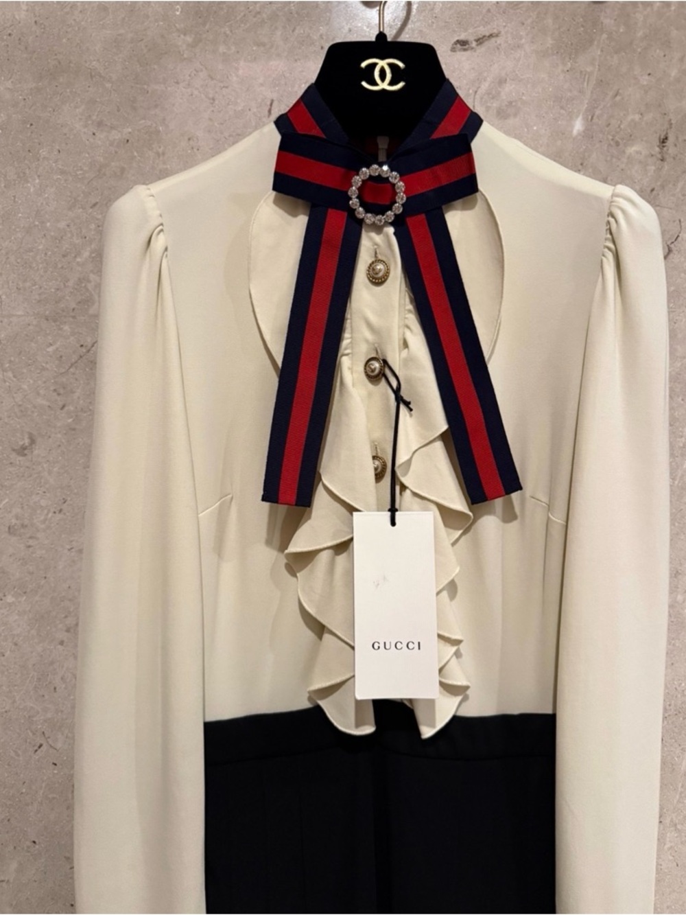 Gucci Cream and Black Ruffled Bow-Front Midi Dress with Signature Stripe - Picture 3 of 7